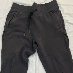 Lululemon ready to rulu jogger